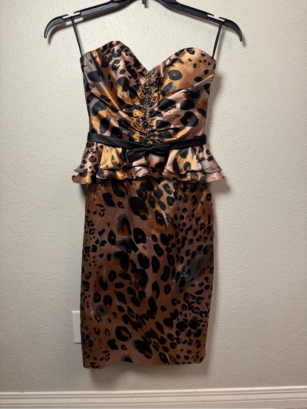 Mac Duggal Couture Leopard Print Beaded Peplum Strapless Cocktail Dress Size 4